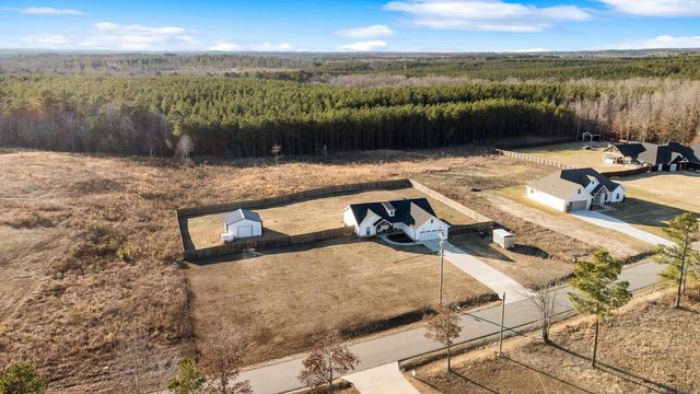 11638 Mars Hill Road, Bauxite, AR 72011