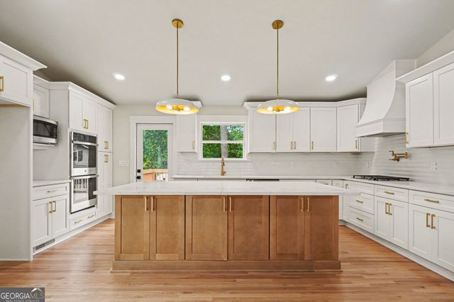 2098 Dundee Drive SE, Smyrna, GA 30080