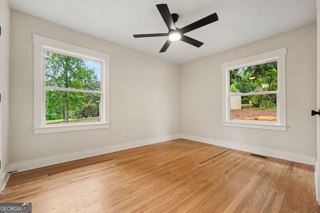 2098 Dundee Drive SE, Smyrna, GA 30080