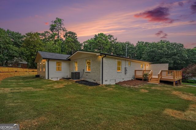 2098 Dundee Drive SE, Smyrna, GA 30080