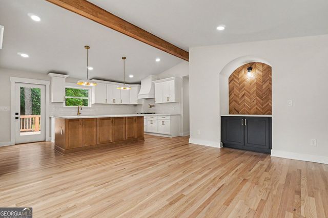 2098 Dundee Drive SE, Smyrna, GA 30080