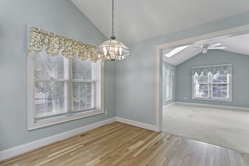 Image 17 of property listing at 63 Hampton Meadows, Hampton, NH 03842