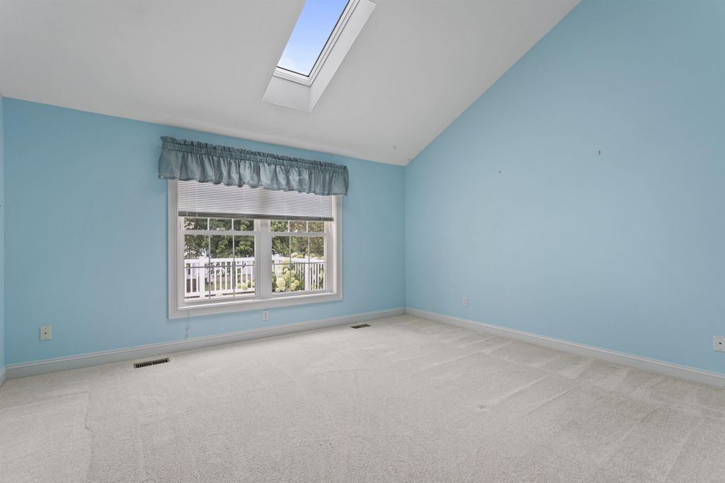 Image 27 of property listing at 63 Hampton Meadows, Hampton, NH 03842