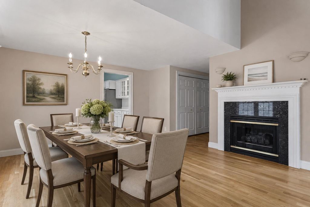 Image 9 of property listing at 63 Hampton Meadows, Hampton, NH 03842
