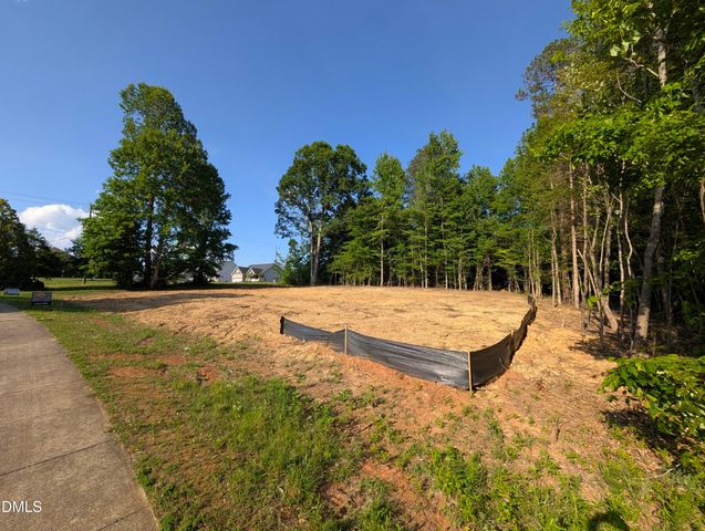 485 W Lake Trail, Mebane, NC 27302