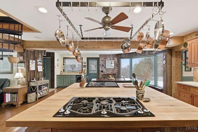 3857 East Road, Cazenovia, NY 13035