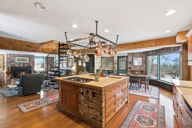 3857 East Road, Cazenovia, NY 13035