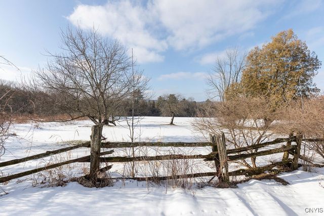 3857 East Road, Cazenovia, NY 13035