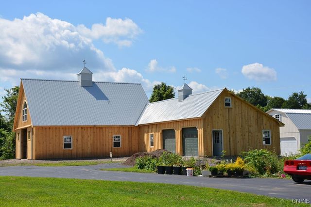 3857 East Road, Cazenovia, NY 13035