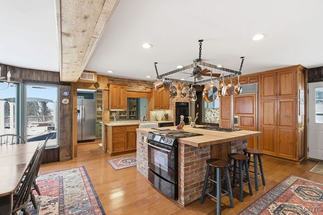 3857 East Road, Cazenovia, NY 13035