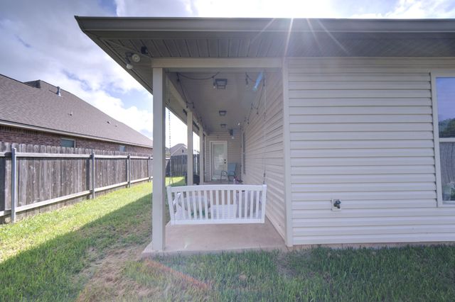 1136 Eli Conner Drive, Bossier City, LA 71112