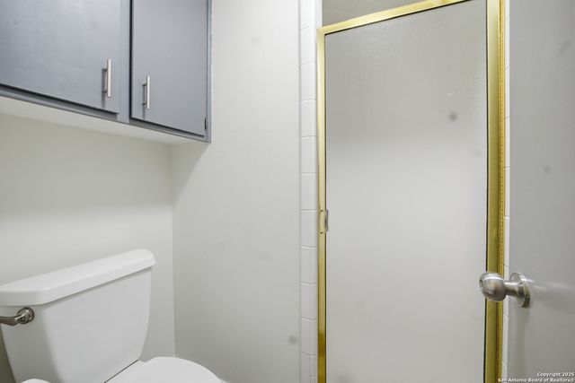 6406 Handsome Lake Dr, Leon Valley, TX 78238