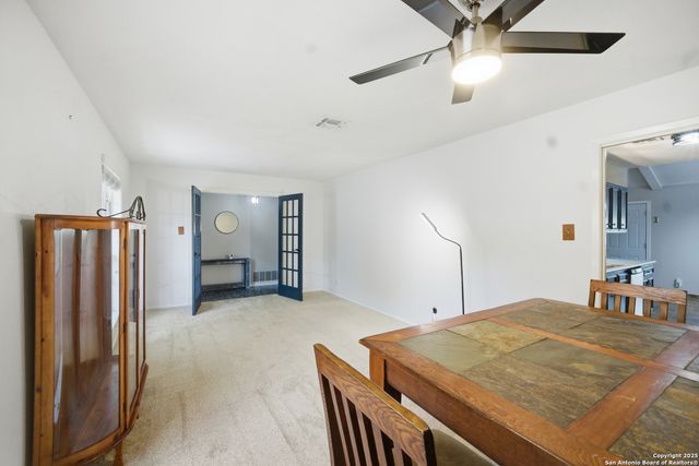 6406 Handsome Lake Dr, Leon Valley, TX 78238