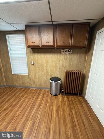 1049 OLEY ST, Reading, PA 19604
