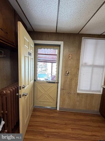 1049 OLEY ST, Reading, PA 19604