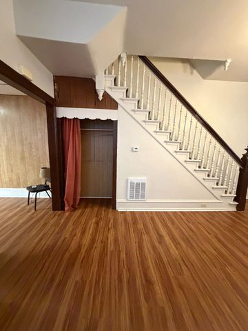 1049 OLEY ST, Reading, PA 19604