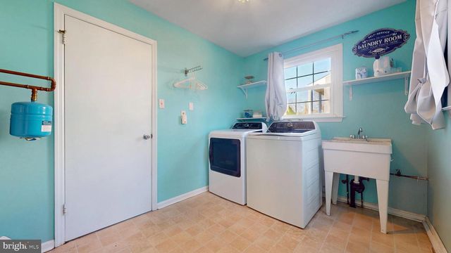 1920 WEST AVE, Linwood, NJ 08221