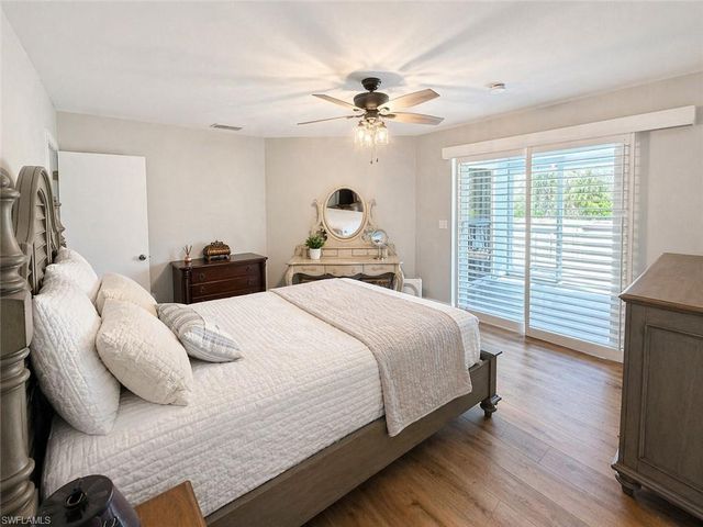 27594 Shore DR, Bonita Springs, FL 34134