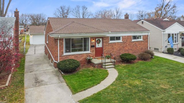 23312 Brookdale Boulevard, St Clair Shores, MI 48082
