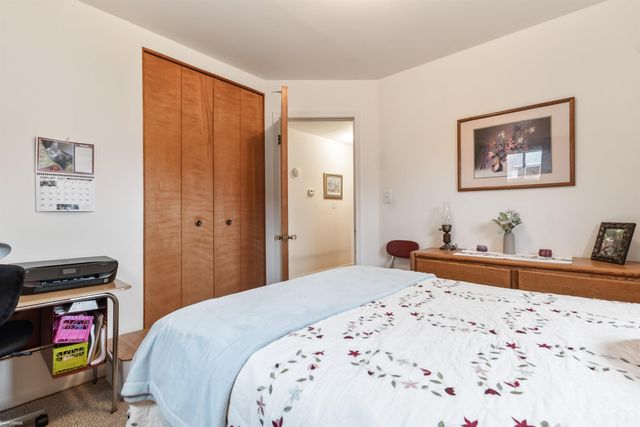 23312 Brookdale Boulevard, St Clair Shores, MI 48082