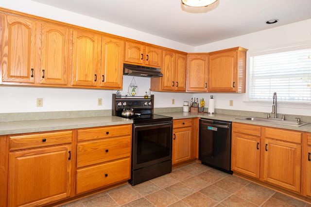 141 Pond View Drive, Windsor Twp, PA 19526
