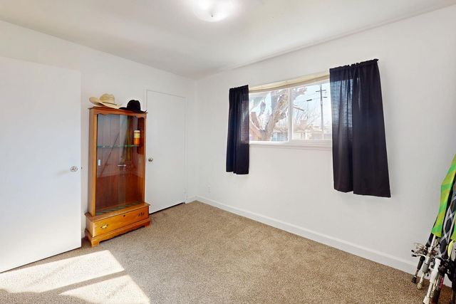 1929 Glenmore Dr, Olivehurst, CA 95961