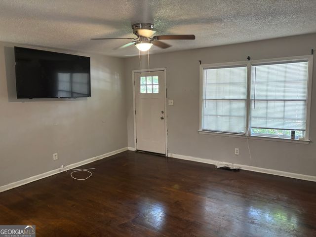 94 Ravenwood Way, Warner Robins, GA 31093
