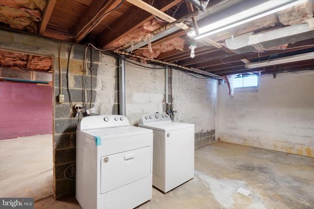 321 FREDRICK CT, York, PA 17403