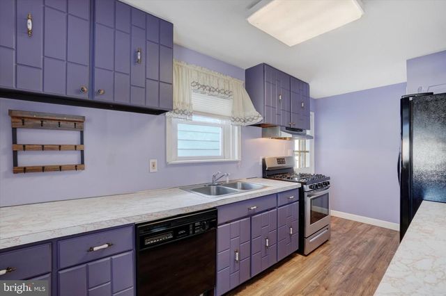 321 FREDRICK CT, York, PA 17403