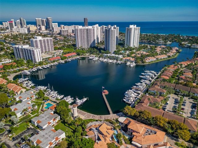 3549 Magellan Cir 418, Aventura, FL 33180