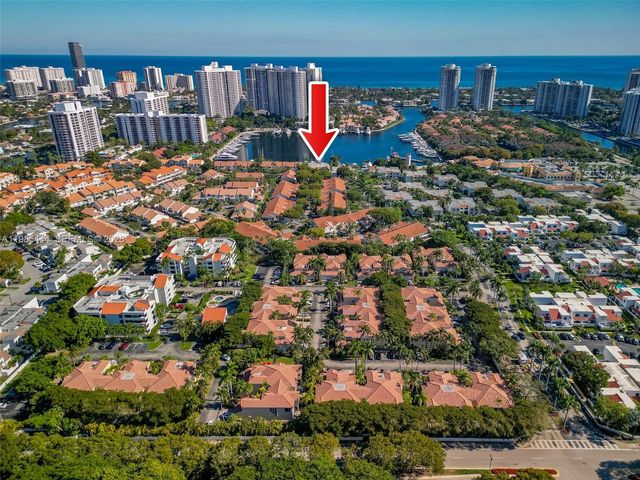 3549 Magellan Cir 418, Aventura, FL 33180