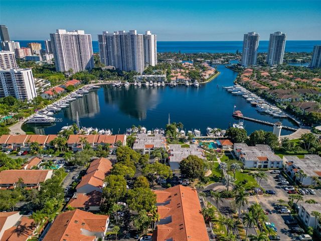 3549 Magellan Cir 418, Aventura, FL 33180