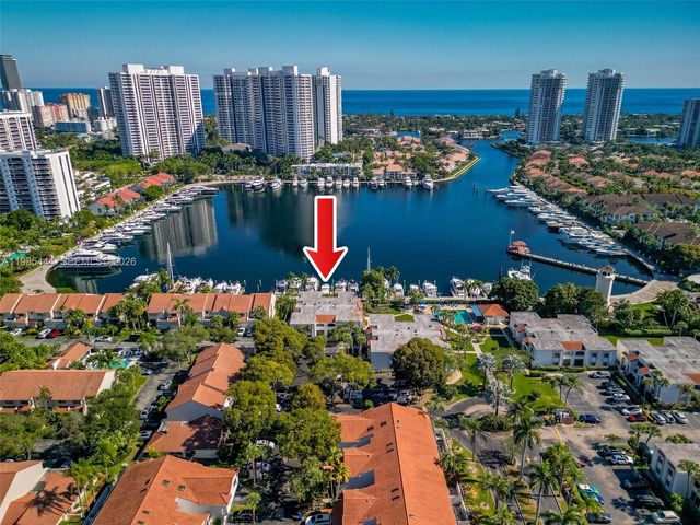3549 Magellan Cir 418, Aventura, FL 33180