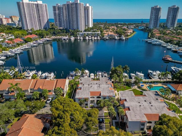 3549 Magellan Cir 418, Aventura, FL 33180