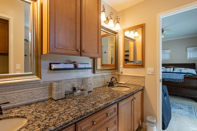 9183 E Laguna Way, Elk Grove, CA 95758