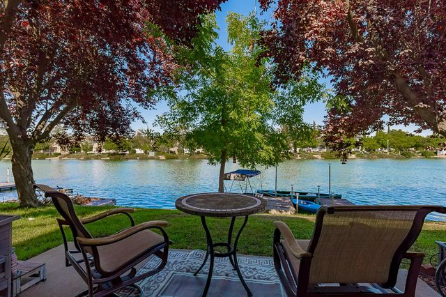9183 E Laguna Way, Elk Grove, CA 95758