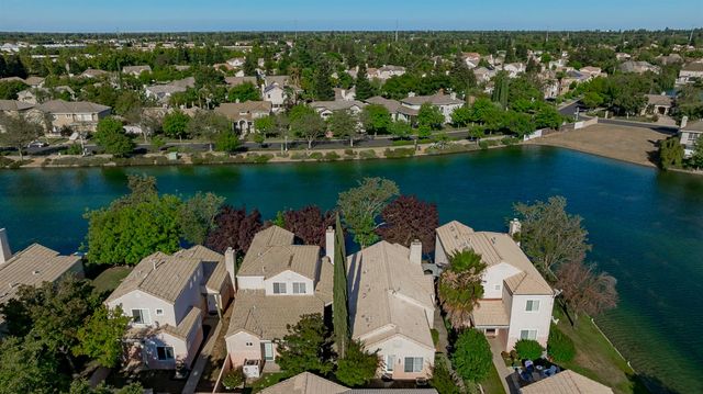 9183 E Laguna Way, Elk Grove, CA 95758