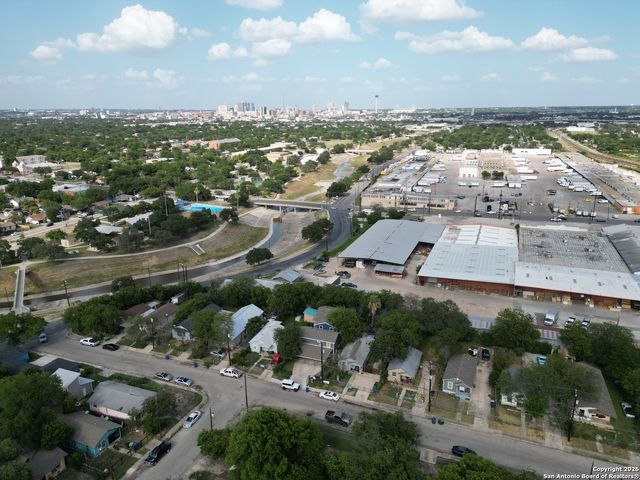 1522 S Elmendorf, San Antonio, TX 78207