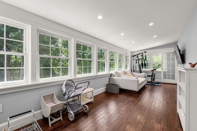 320 Western Avenue, Sherborn, MA 01770