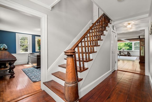 320 Western Avenue, Sherborn, MA 01770