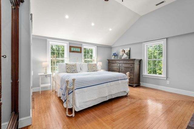 320 Western Avenue, Sherborn, MA 01770