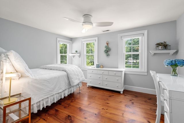 320 Western Avenue, Sherborn, MA 01770
