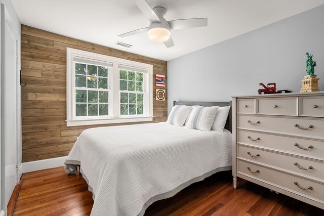 320 Western Avenue, Sherborn, MA 01770