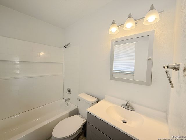 115 Morning Valley, San Antonio, TX 78227