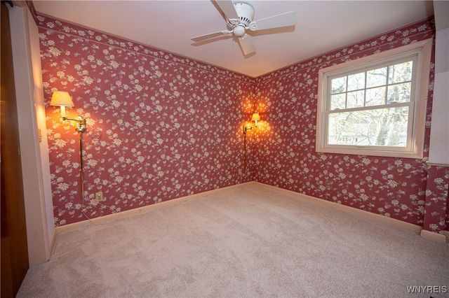 92 Devon Lane, Amherst, NY 14221