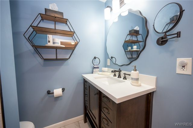 92 Devon Lane, Amherst, NY 14221