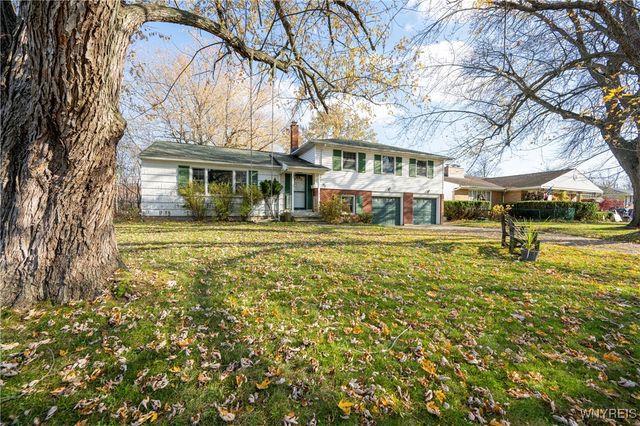 92 Devon Lane, Amherst, NY 14221