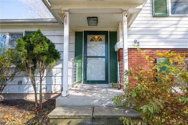 92 Devon Lane, Amherst, NY 14221