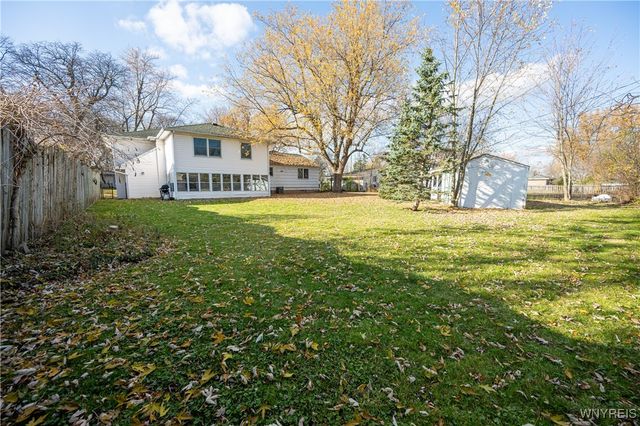 92 Devon Lane, Amherst, NY 14221