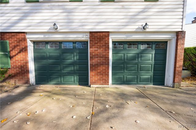 92 Devon Lane, Amherst, NY 14221